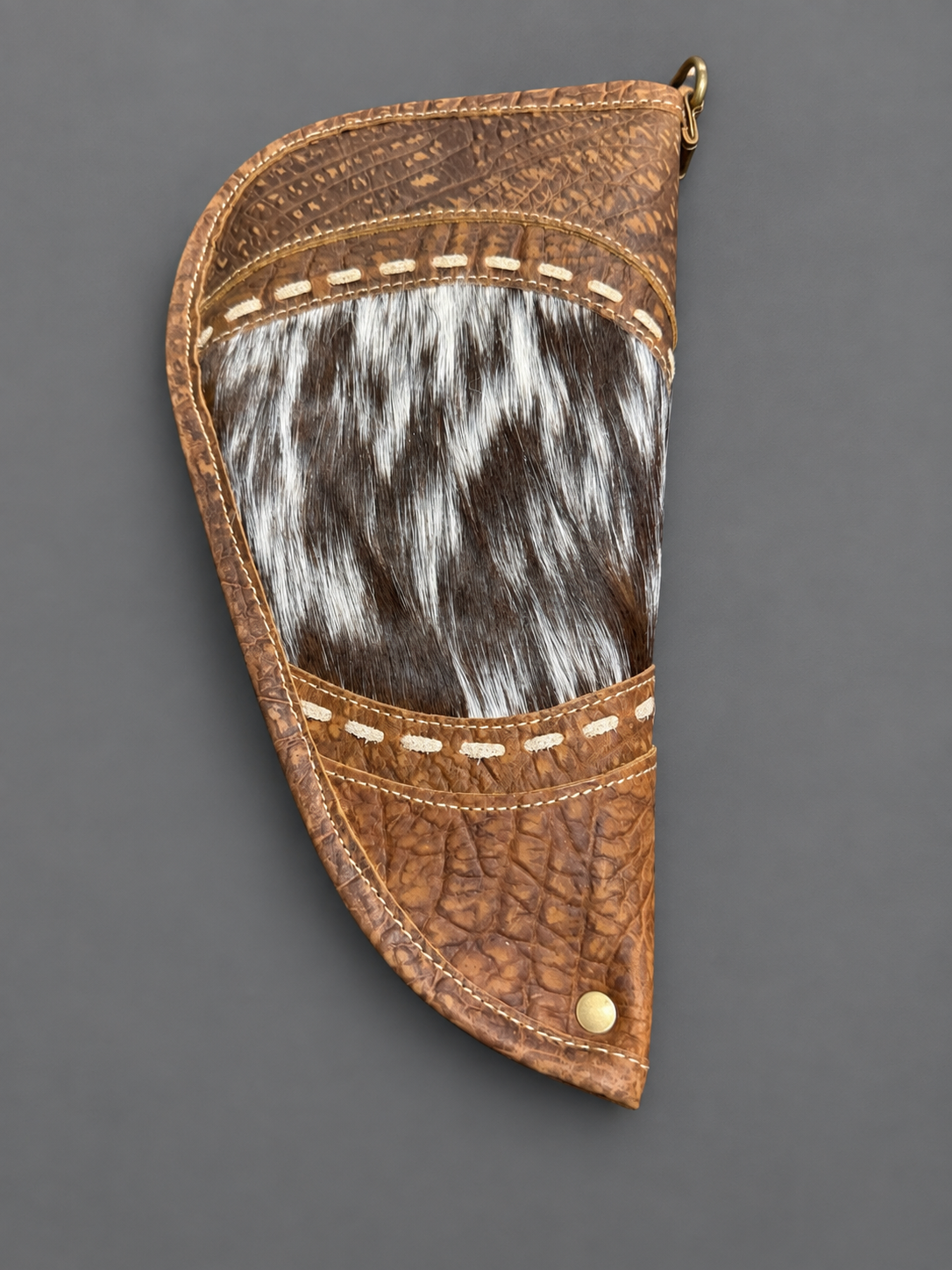 Rustic Brindle Cowhide Pistol Case – 11"