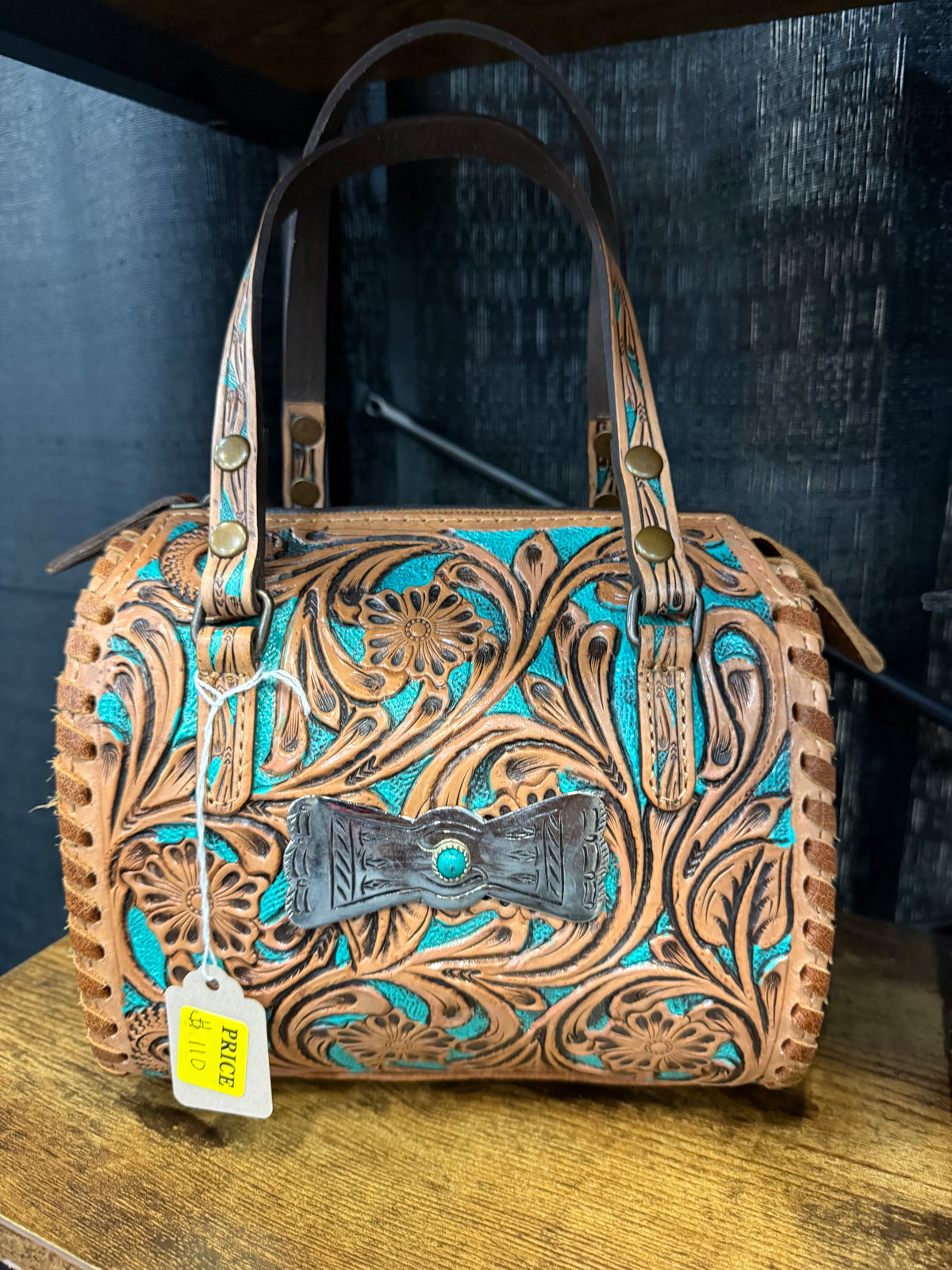 🩵 Turquoise Tooled Bow Purse
